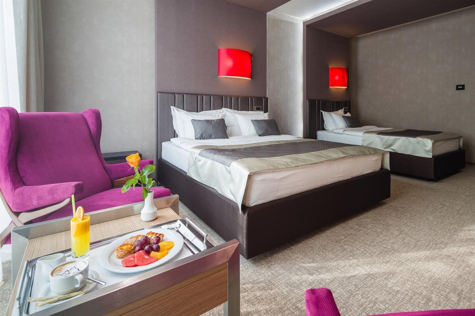 Sky Blue Hotel & Spa Paulesti  Dış mekan fotoğraf